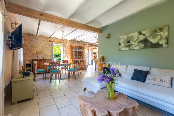 Maison de luxe à vendre à Roquefort-les-Pins, 975 000 €, Photo 5