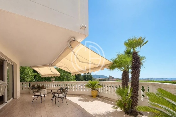 Luxury Apartment for sale in Cannes, 1 650 000 €, Photo 1
