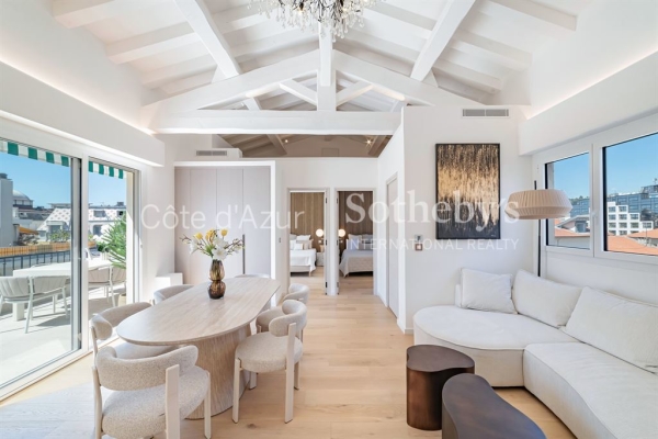 Luxury Apartment for sale in Nice, 795 000 €, Photo 1