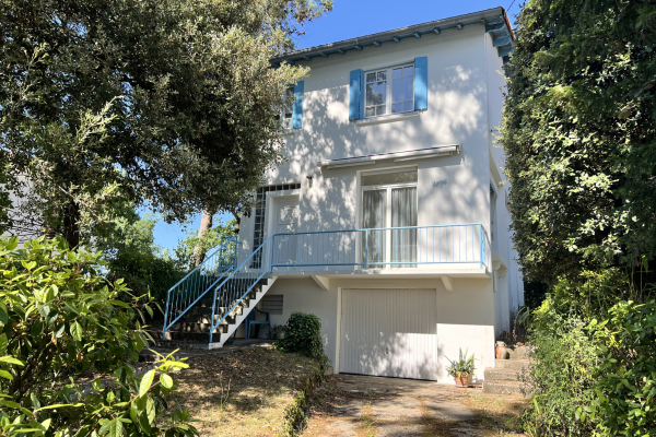 Maison de luxe à vendre à Royan, 395 000 €, Photo 1