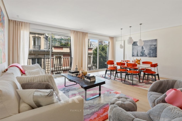 Luxury Apartment for sale in Paris 7ème, 2 350 000 €, Photo 1
