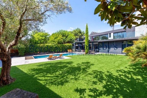 Luxury House for sale in Bordeaux, 1 995 000 €, Photo 1