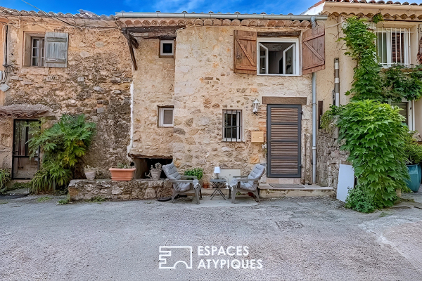 Luxury House for sale in Grasse, 220 000 €, Photo 1