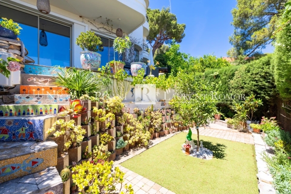 Luxury Apartment for sale in Nice, 975 000 €, Photo 1