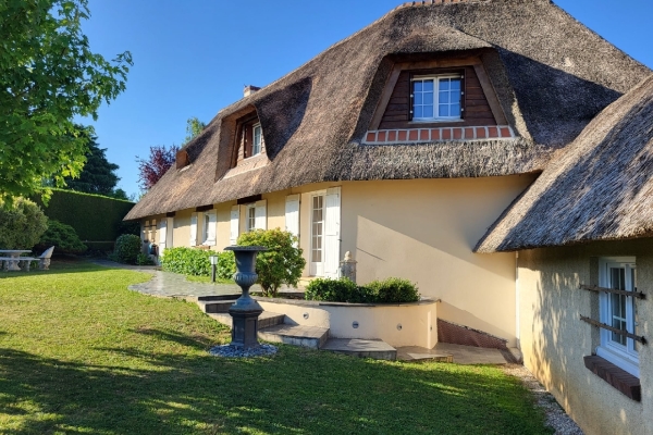 Maison de luxe à vendre à Saint-Martin-des-Champs, 590 000 €, Photo 2