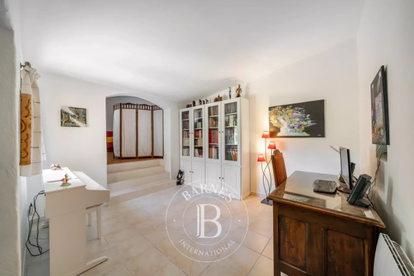 Maison de luxe à vendre à Mandelieu-la-Napoule, 675 000 €, Photo 4