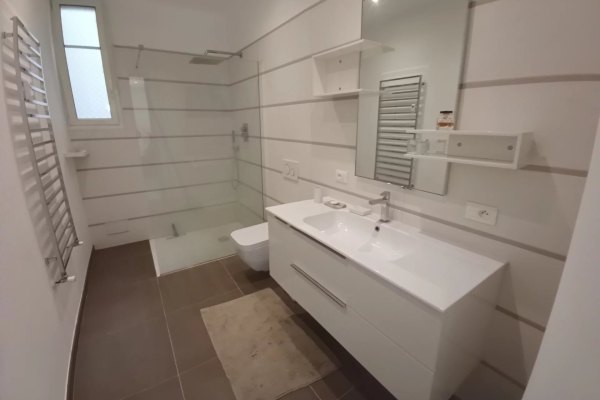 Luxury Apartment for sale in Beaulieu, 800 000 €, Photo 5