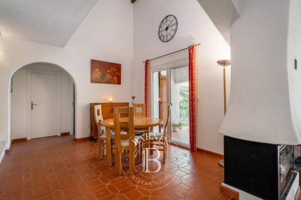 Maison de luxe à vendre à Mandelieu-la-Napoule, 675 000 €, Photo 6
