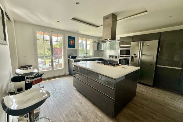 Maison de luxe à vendre à Saint-Martin-des-Champs, 590 000 €, Photo 7