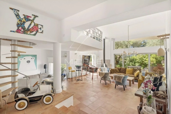 Maison de luxe à vendre à Tourrettes-sur-Loup, 2 090 000 €, Photo 7