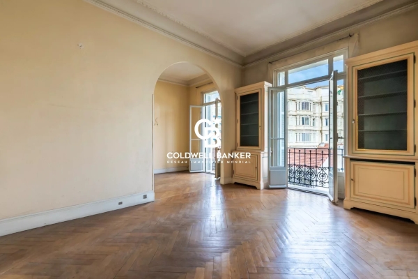 Luxury Apartment for sale in Nice, 795 000 €, Photo 1