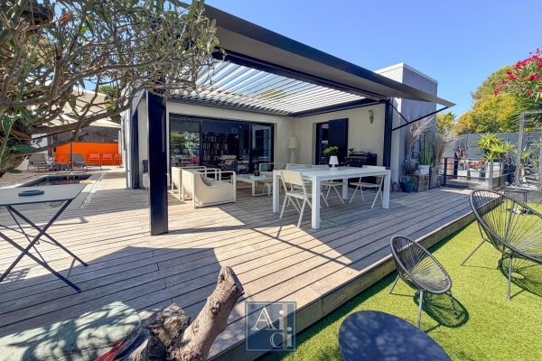 Luxury House for sale in Cannes, 999 000 €, Photo 1