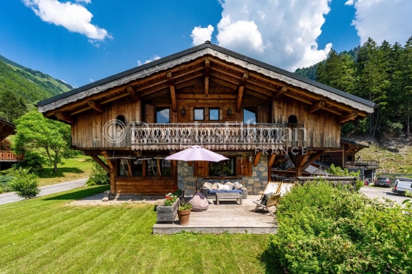 Maison de luxe à vendre à Morzine, 1 595 000 €, Photo 1