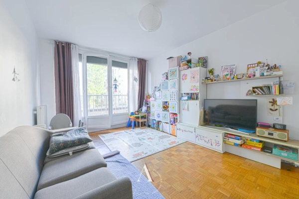 Luxury Apartment for sale in Paris 15ème, 410 000 €, Photo 1
