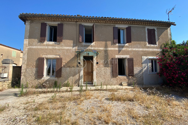 Maison de luxe à vendre à Cabrières-d'Avignon, 425 000 €, Photo 1