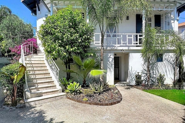 Luxury House for sale in Le Cannet, 1 420 000 €, Photo 1