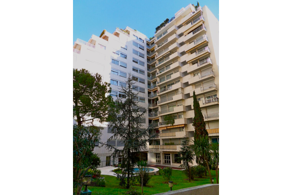 Appartement de luxe à louer à Monaco, 2 800 €, Photo 1