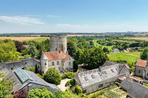 Maison de luxe à vendre à Soissons, 2 300 000 €, Photo 1