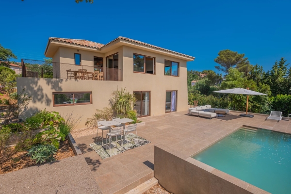 Maison de luxe à vendre à Saint-Aygulf, 1 590 000 €, Photo 1