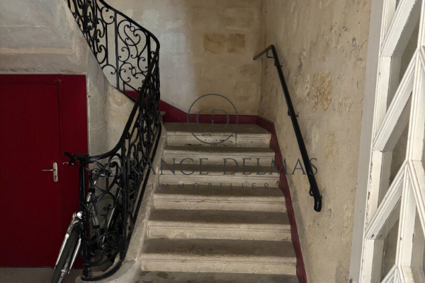 Appartement de luxe à vendre à Bordeaux, 365 000 €, Photo 2