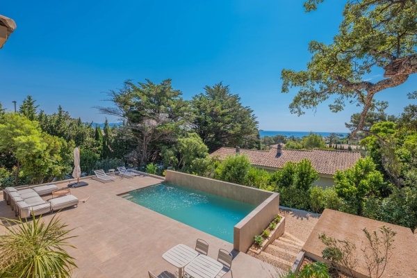 Maison de luxe à vendre à Saint-Aygulf, 1 490 000 €, Photo 2