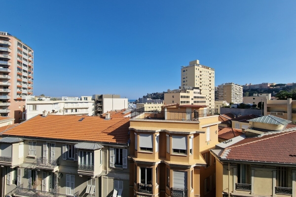 Appartement de luxe à louer à Monaco, 3 100 €, Photo 3