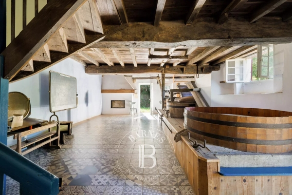 Maison de luxe à vendre à Saint-Pée-sur-Nivelle, 1 085 000 €, Photo 4