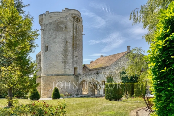 Luxury House for sale in Soissons, 2 300 000 €, Photo 4