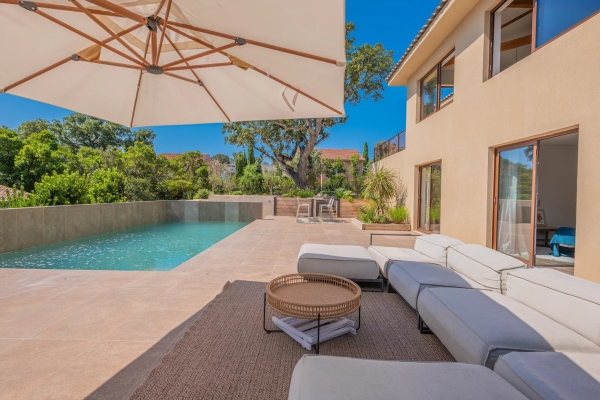 Maison de luxe à vendre à Saint-Aygulf, 1 490 000 €, Photo 5