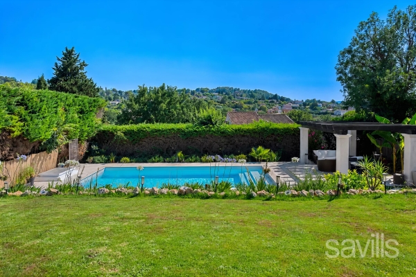 Maison de luxe à vendre à Grasse, 799 000 €, Photo 1