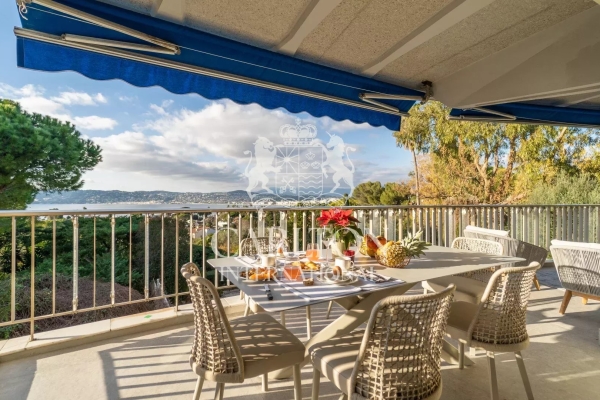 Appartement de luxe à louer à Cap d'Antibes, 10 000 €, Photo 1