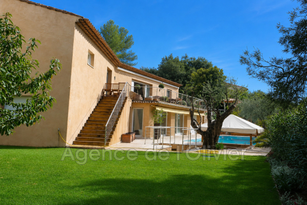 Maison de luxe à vendre à Roquefort-les-Pins, 2 555 000 €, Photo 1