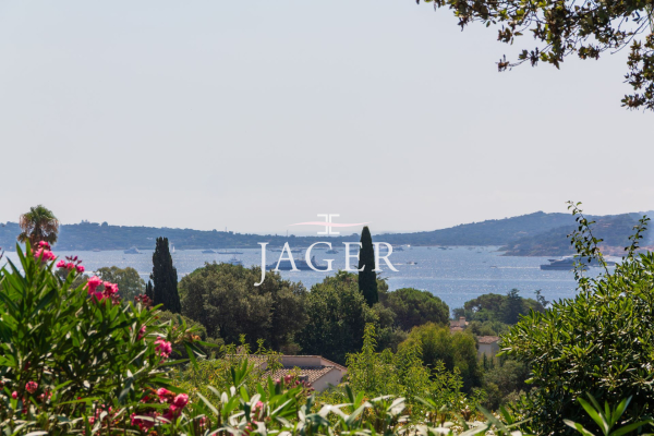 Luxury House for sale in Grimaud, 895 000 €, Photo 1