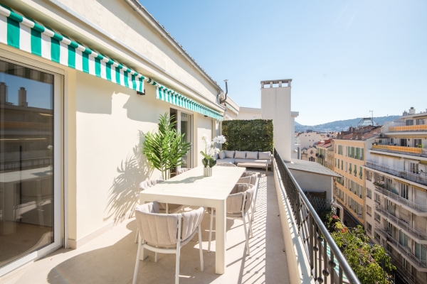Luxury Apartment for sale in Nice, 795 000 €, Photo 1