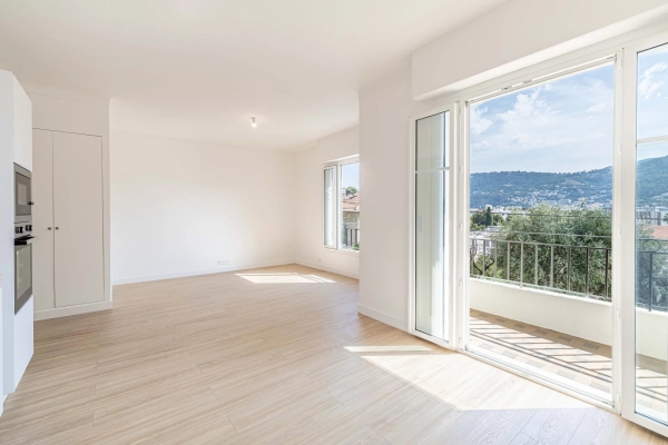 Luxury Apartment for sale in Nice, 495 000 €, Photo 2