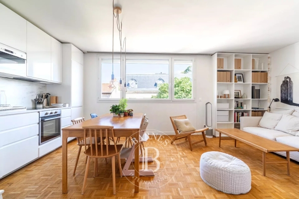 Luxury Apartment for sale in Boulogne-Billancourt, 880 000 €, Photo 2