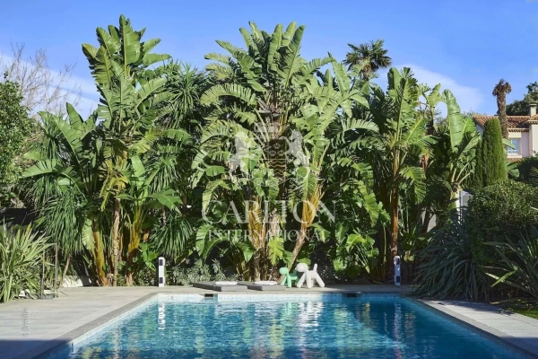 Maison de luxe à louer à Cap d'Antibes, 14 000 €, Photo 2