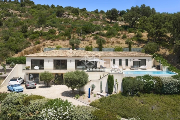 Maison de luxe à vendre à Grimaud, 3 500 000 €, Photo 2