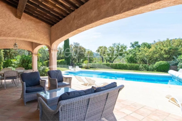 Maison de luxe à vendre à Le Plan-de-La-Tour, 1 195 000 €, Photo 3