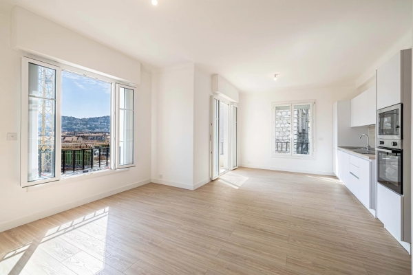 Luxury Apartment for sale in Nice, 495 000 €, Photo 3