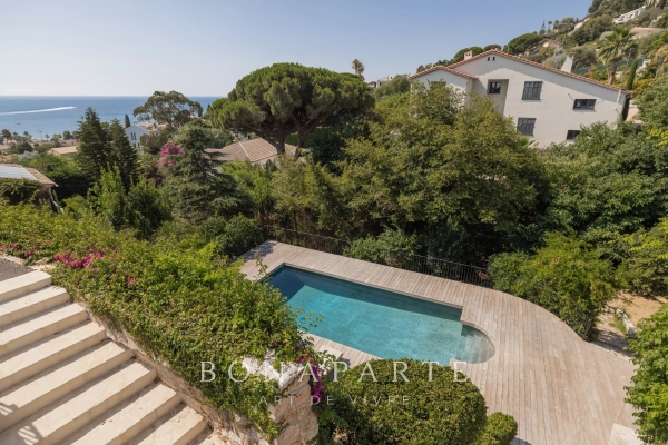 Maison de luxe à vendre à Vallauris, 2 190 000 €, Photo 3