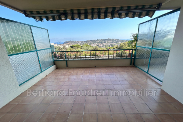 Luxury Apartment for sale in Cavalaire-sur-Mer, 399 000 €, Photo 3