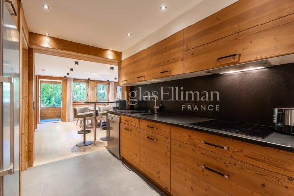 Luxury House for sale in Megève, 1 890 000 €, Photo 4