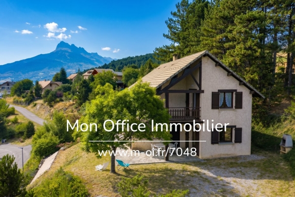 Maison de luxe à vendre à Embrun, 520 000 €, Photo 1