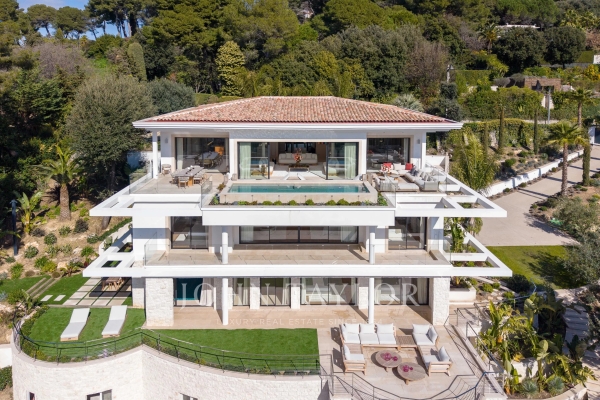 Maison de luxe à louer à Cannes, 0 €, Photo 1