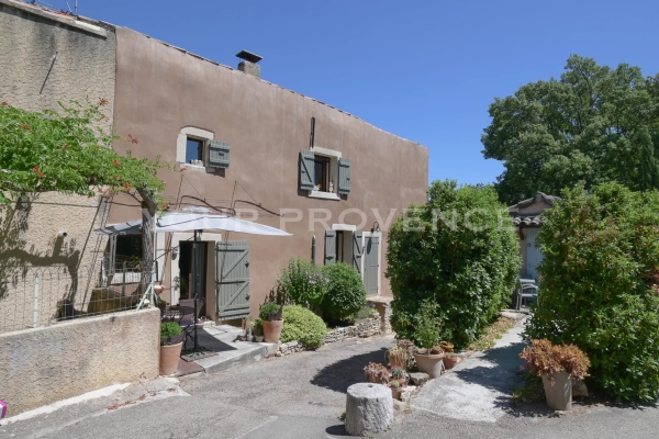 Maison de luxe à vendre à Goult, 475 000 €, Photo 1