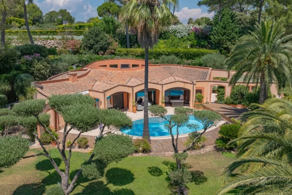 Maison de luxe à vendre à Mougins, 3 700 000 €, Photo 1