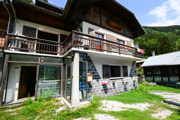 Maison de luxe à vendre à Chamonix-Mont-Blanc, 1 000 000 €, Photo 1