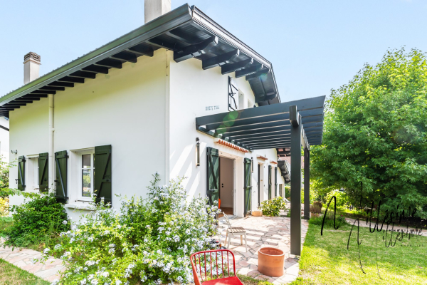 Maison de luxe à vendre à Guéthary, 1 950 000 €, Photo 1