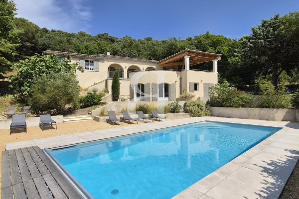 Maison de luxe à vendre à Rochegude, 599 000 €, Photo 1